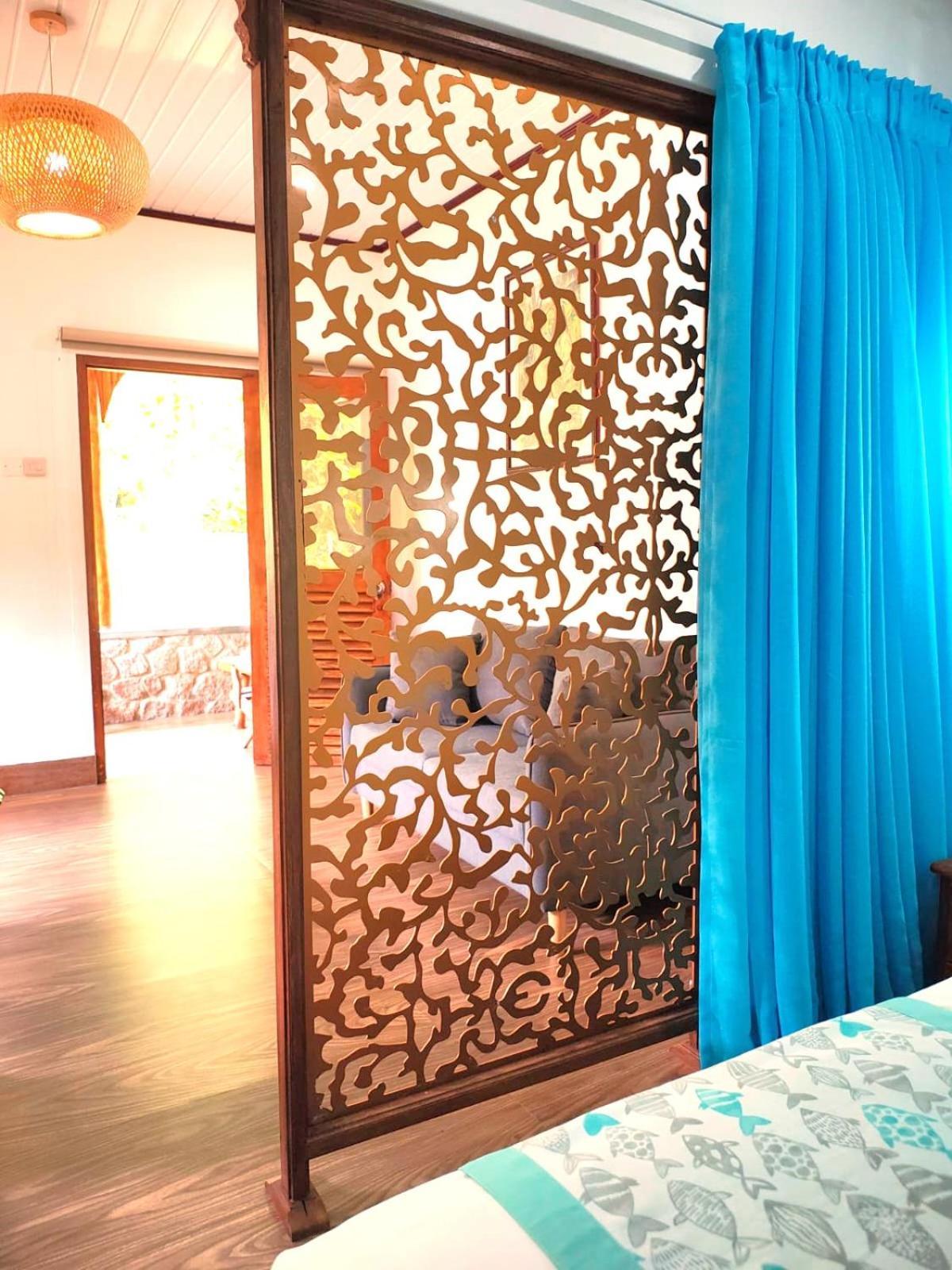 The Islander Hotel 3*