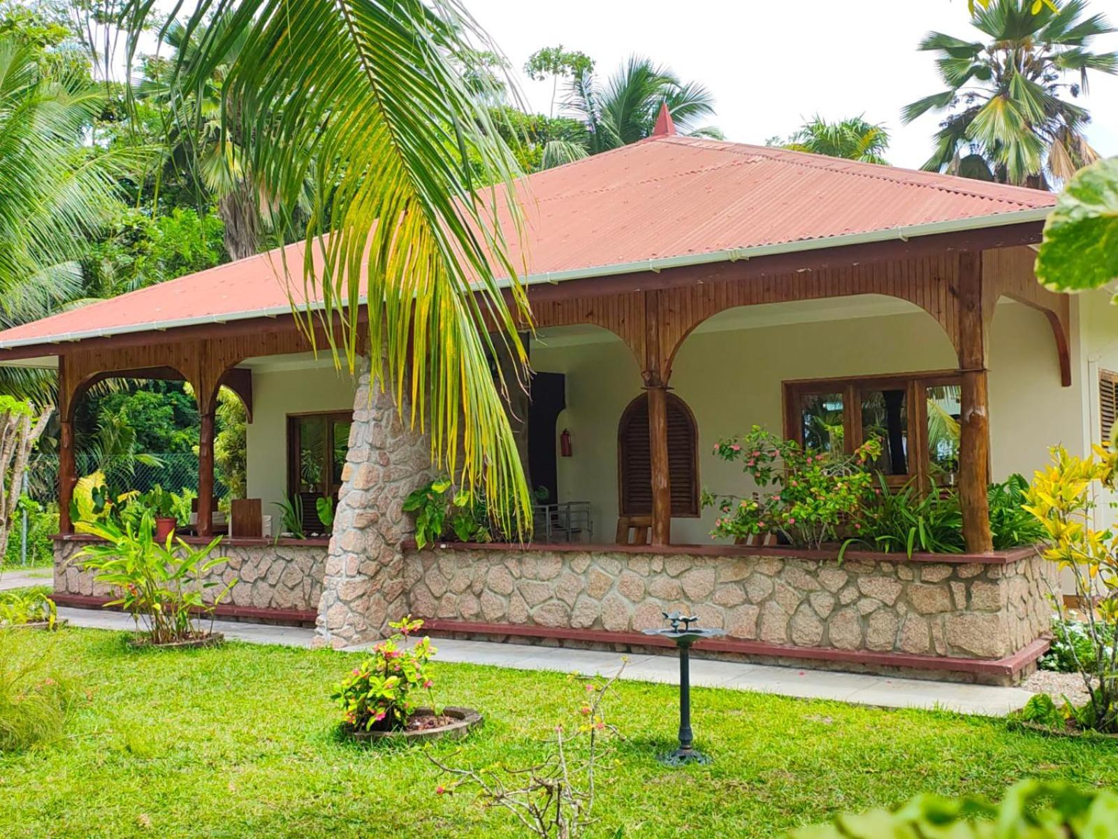 Hotel The Islander